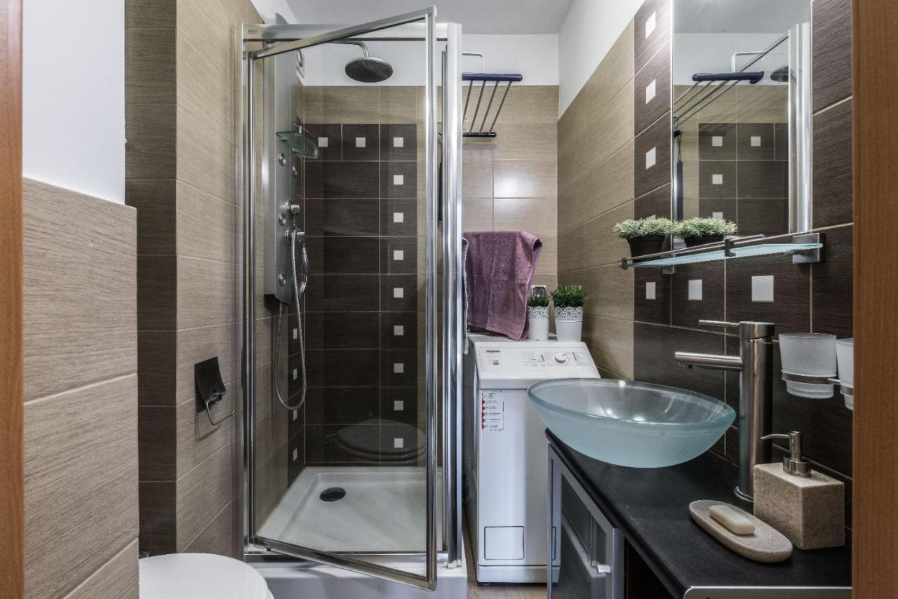 Komfort W Samym Centrum Wrocław Exteriör bild